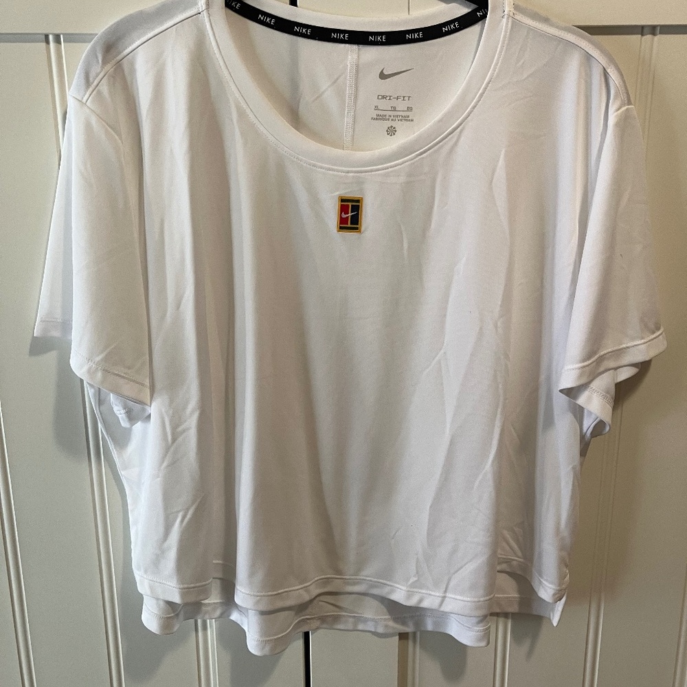 Women’s Nike DriFit crop top